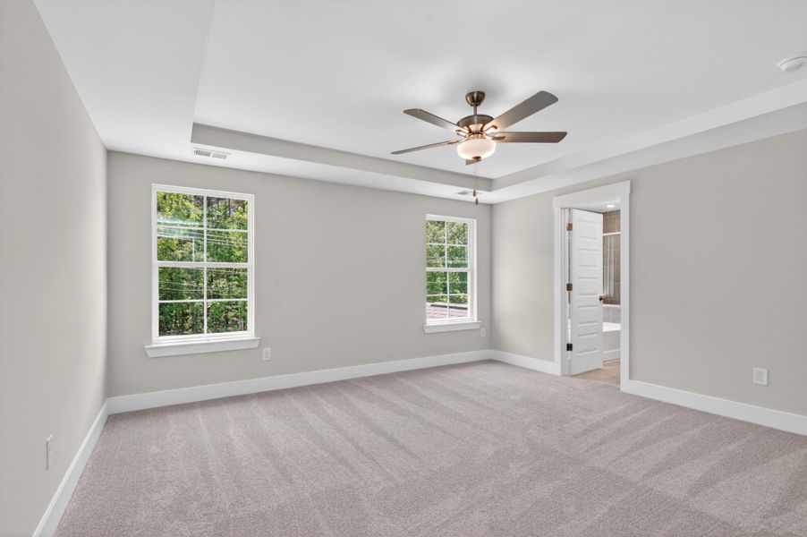 Spacious, unfurnished interior of a new home in Highland Bluff, Aiken (Image 17).