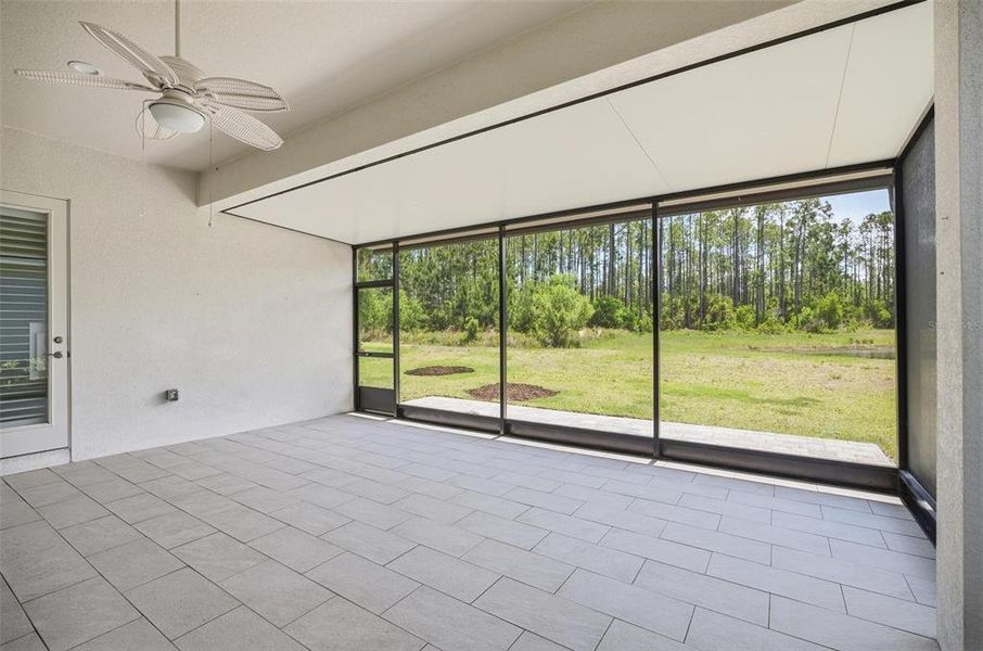 Exterior details and patio area of a home in , Palm Coast (Image 3).