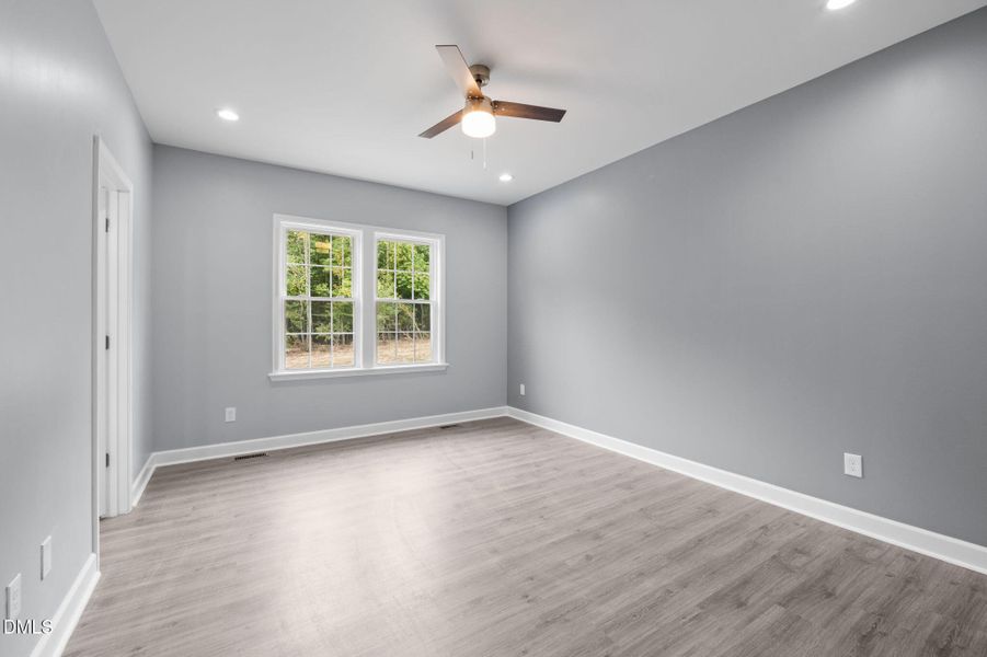 35-web-or-mls-P1084653 35-web-or-mls-P1084653