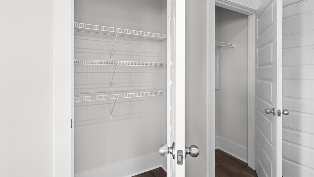 Spacious, unfurnished interior of a new home in Indigo Preserve, Leland (Image 18).