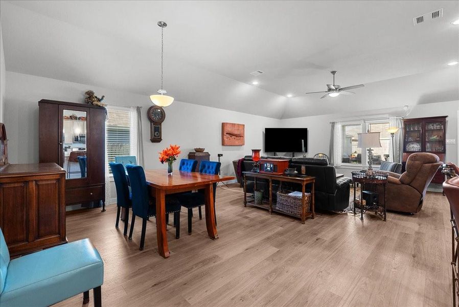 Furnished interior view inside a new home in Mustang Crossing, Alvin (Image 39).