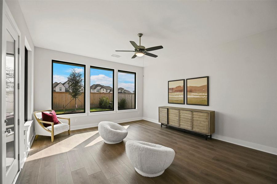 Spacious, unfurnished interior of a new home in Bridgeland 70′, Cypress (Image 23).