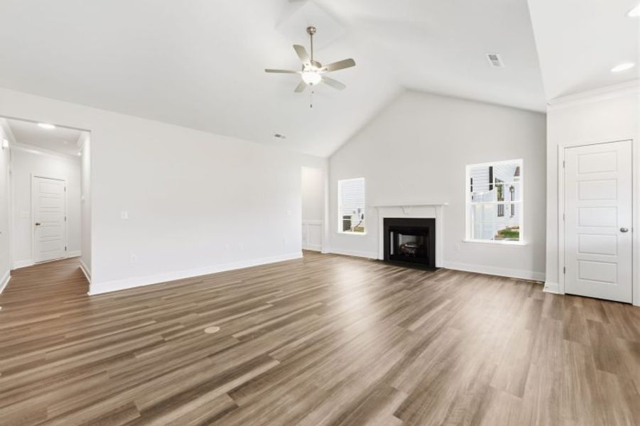 Spacious, unfurnished interior of a new home in Sullivans Reserve, Walkertown (Image 23).