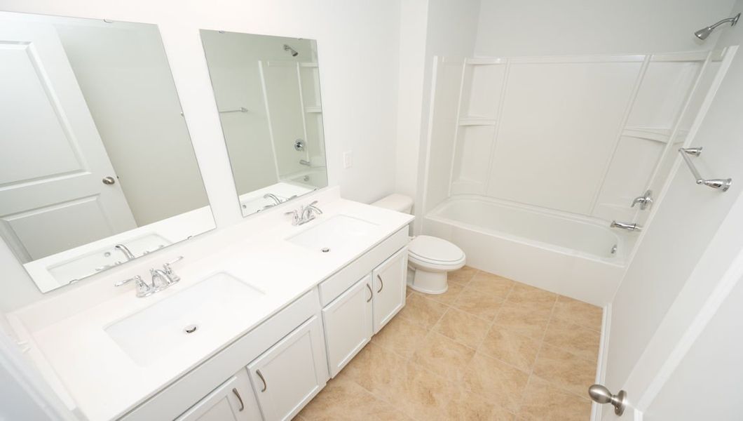 Representative furnished interior of a home built from the GLYNN by D.R. Horton in Waterbridge, Myrtle Beach (Image 10). Representative furnished interior of a home built from the GLYNN by D.R. Horton in Waterbridge, Myrtle Beach (Image 10).