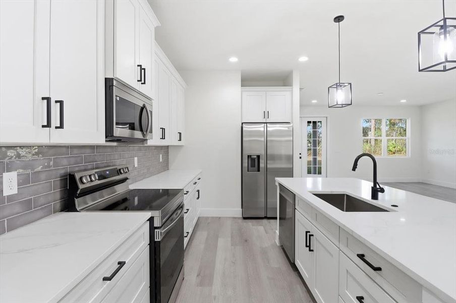 Furnished interior view inside a new home in , Ocala (Image 8).