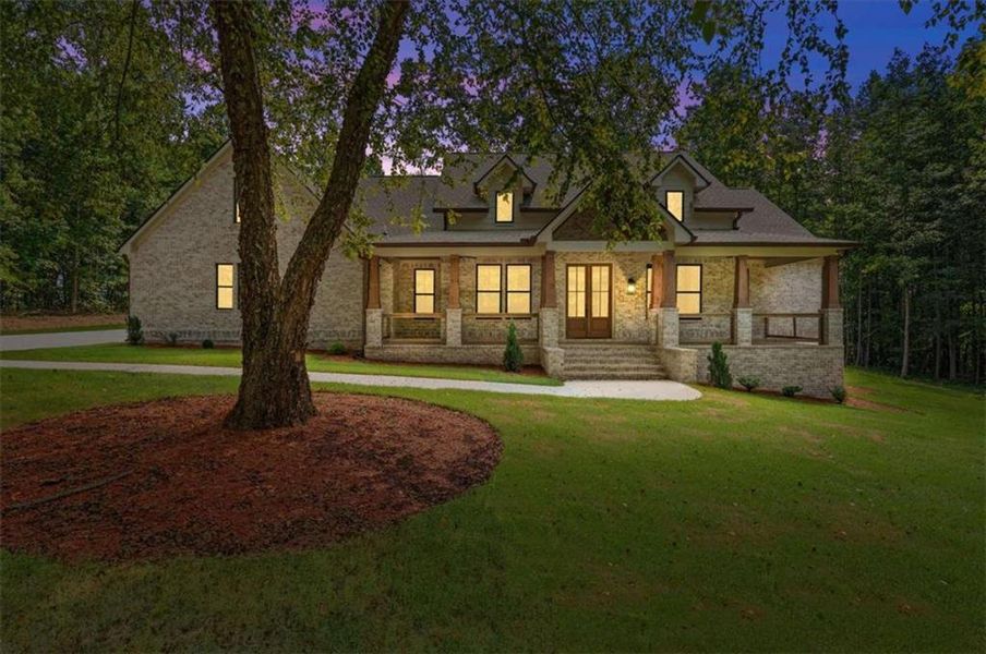 Exterior details and patio area of a home in , Carrollton (Image 31).