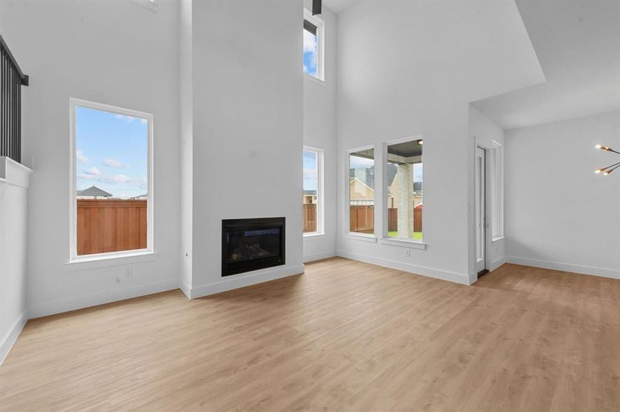 Spacious, unfurnished interior of a new home in , Frisco (Image 25).