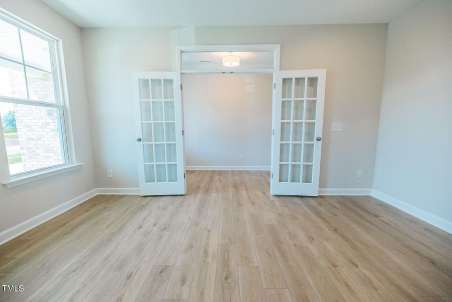 Spacious, unfurnished interior of a new home in Tobacco Road, Angier (Image 91). Spacious, unfurnished interior of a new home in Tobacco Road, Angier (Image 91).
