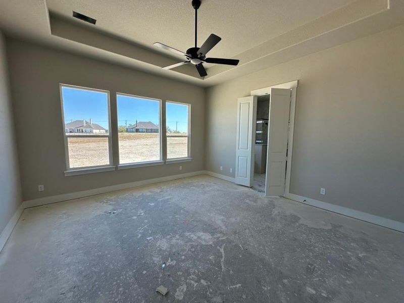 Image 12 of a home in Eagle Ridge Estates.