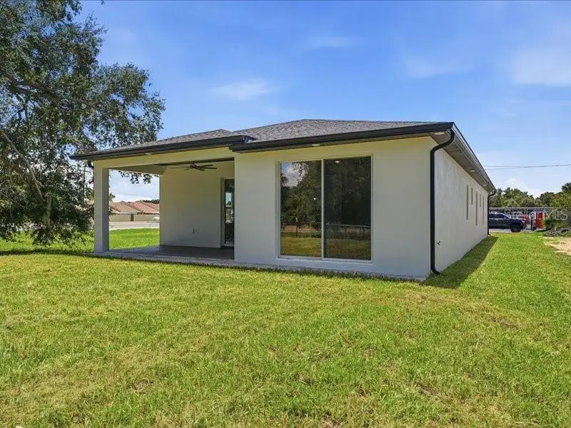 Exterior details and patio area of a home in , Winter Haven (Image 31).