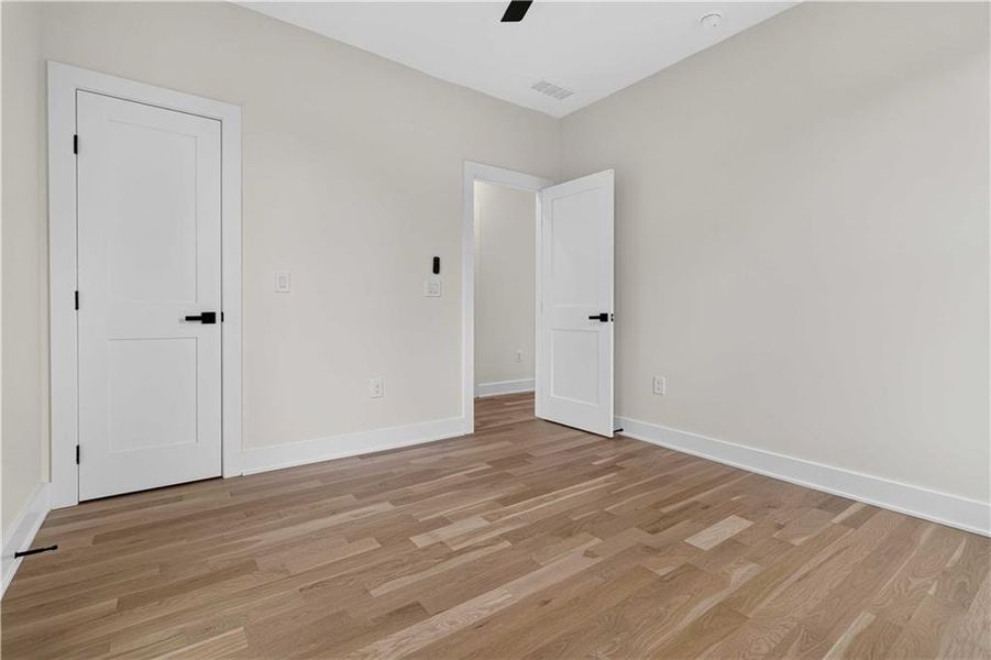 Spacious, unfurnished interior of a new home in , Atlanta (Image 22).