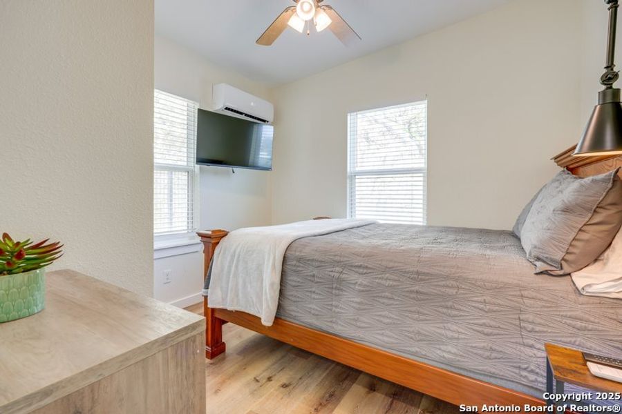 Furnished interior view inside a new home in , Canyon Lake (Image 13).
