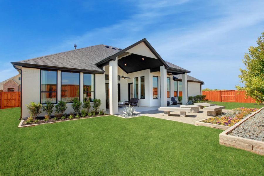 The Lauren II Rear Exterior