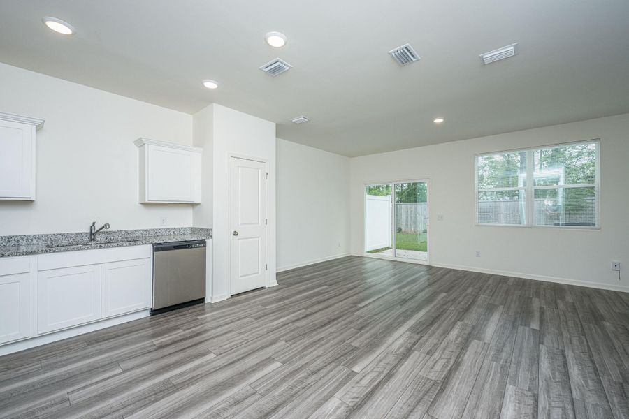 Spacious, unfurnished interior of a new home in , Summerville (Image 25). Spacious, unfurnished interior of a new home in , Summerville (Image 25).