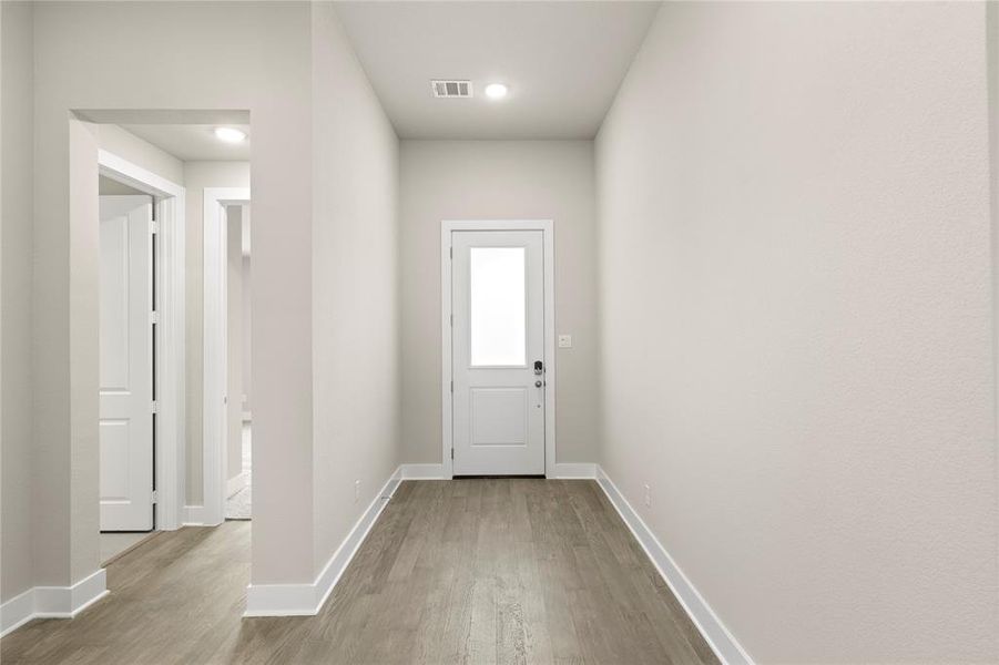 Spacious, unfurnished interior of a new home in Inspiration Collection 60 at Painted Tree, McKinney (Image 24).