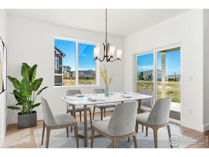 Dining Area Off Kitchen