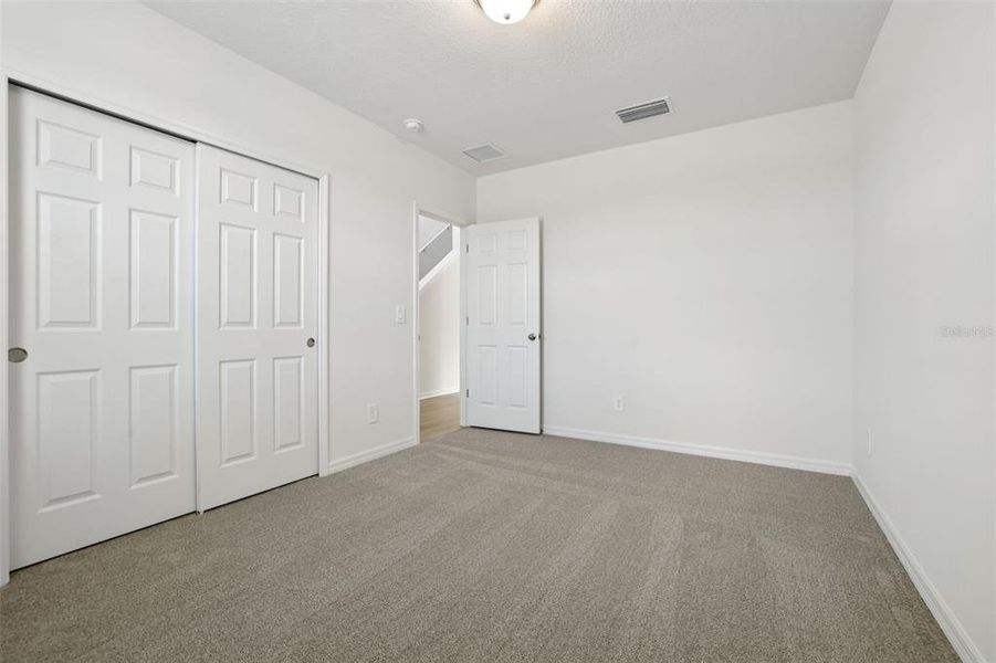 Spacious, unfurnished interior of a new home in The Reserve at Twin Lakes, St. Cloud (Image 16).