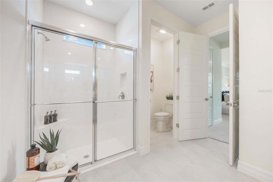 Furnished interior view inside a new home in Lakes of Mount Dora, Mount Dora (Image 27).