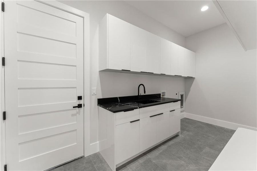 Furnished interior view inside a new home in , Hoschton (Image 8).