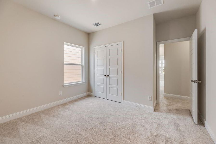 Spacious, unfurnished interior of a new home in Bayside, Rowlett (Image 25). Spacious, unfurnished interior of a new home in Bayside, Rowlett (Image 25).