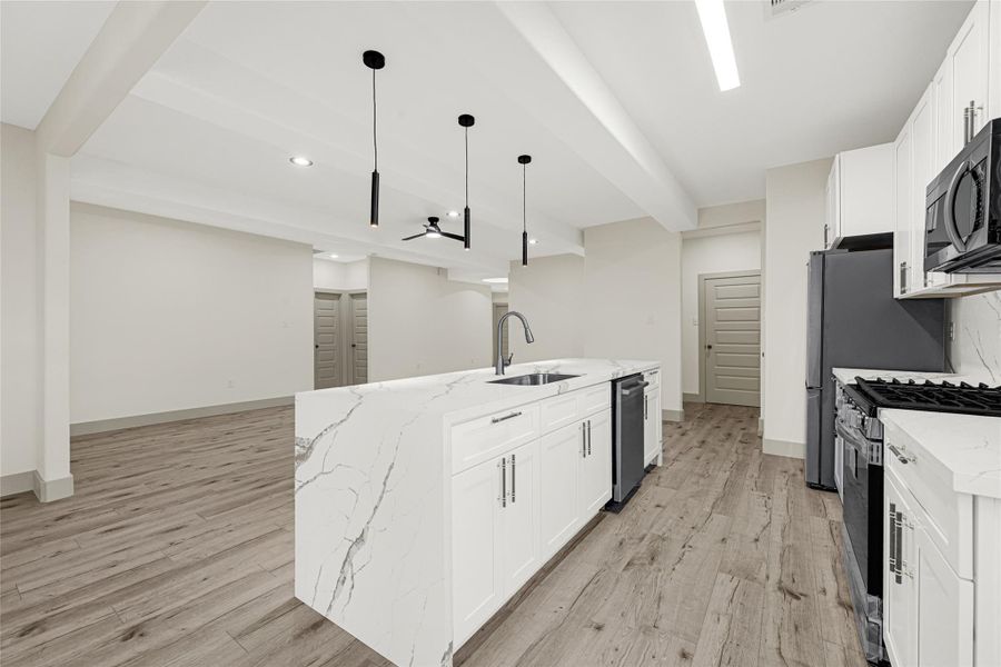 Furnished interior view inside a new home in , La Marque (Image 11).