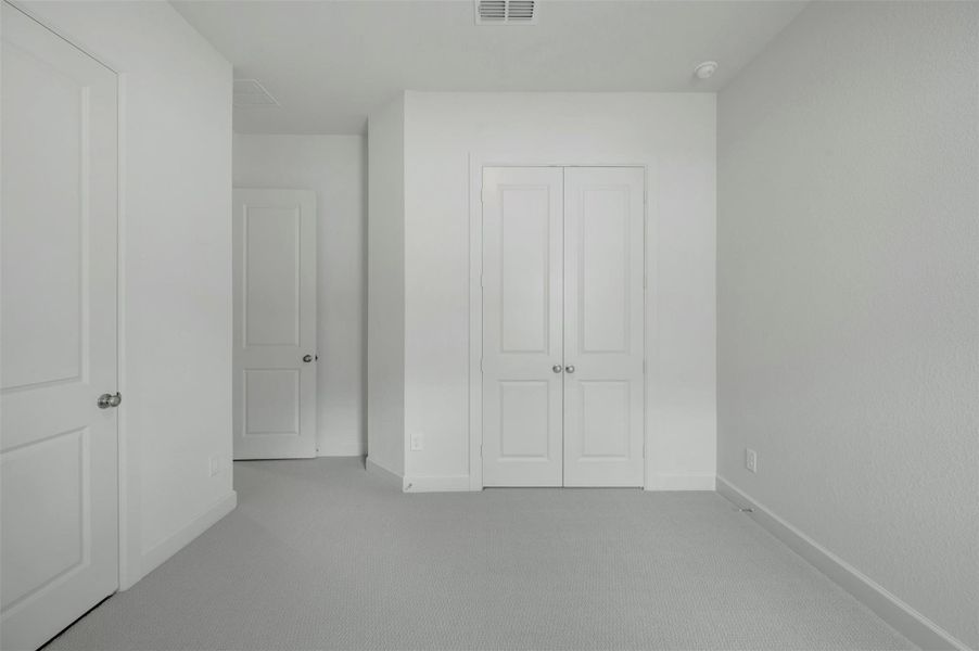 Spacious, unfurnished interior of a new home in ARTAVIA - Parkview Collection, Conroe (Image 42).