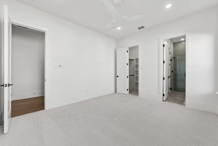 Representative unfurnished interior of a home built from the Ladera by Landon Homes in Fields - Brookside North, Frisco (Image 33). Representative unfurnished interior of a home built from the Ladera by Landon Homes in Fields - Brookside North, Frisco (Image 33).