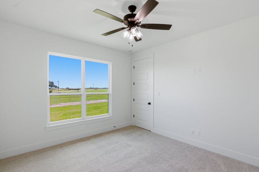 Spacious, unfurnished interior of a new home in Escalera Ranch 1833, Victoria (Image 38). Spacious, unfurnished interior of a new home in Escalera Ranch 1833, Victoria (Image 38).