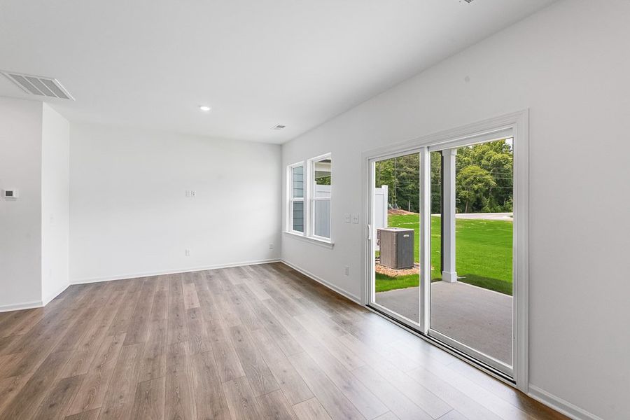 Spacious, unfurnished interior of a new home in Forestville Station, Wake Forest (Image 9). Spacious, unfurnished interior of a new home in Forestville Station, Wake Forest (Image 9).