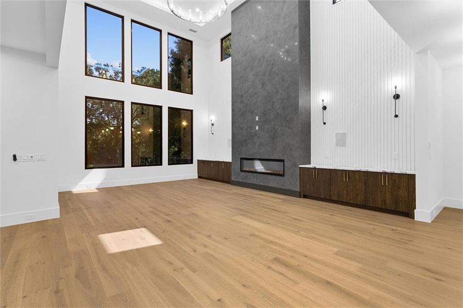 Spacious, unfurnished interior of a new home in , Sugar Hill (Image 81).