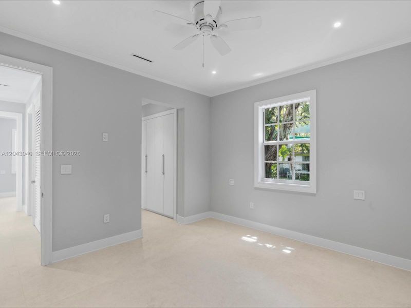 Spacious, unfurnished interior of a new home in , South Miami (Image 54).