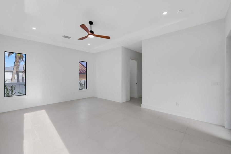 325 Cascade Lane - 57.jpg-SMALL