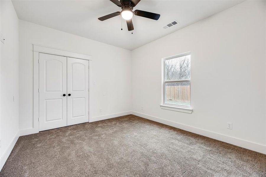 Spacious, unfurnished interior of a new home in , East Tawakoni (Image 8).