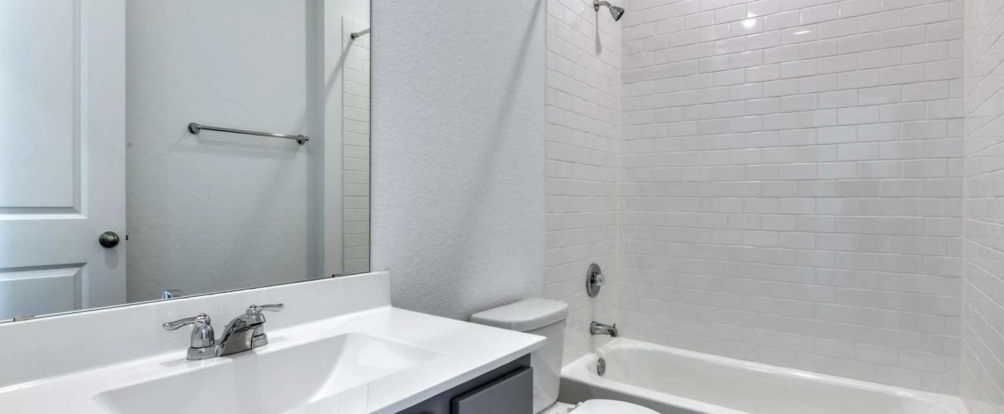 Image 24 representing the Dunlap by Ashton Woods in Meadows at Hennersby Hollow 40's, San Antonio, TX.