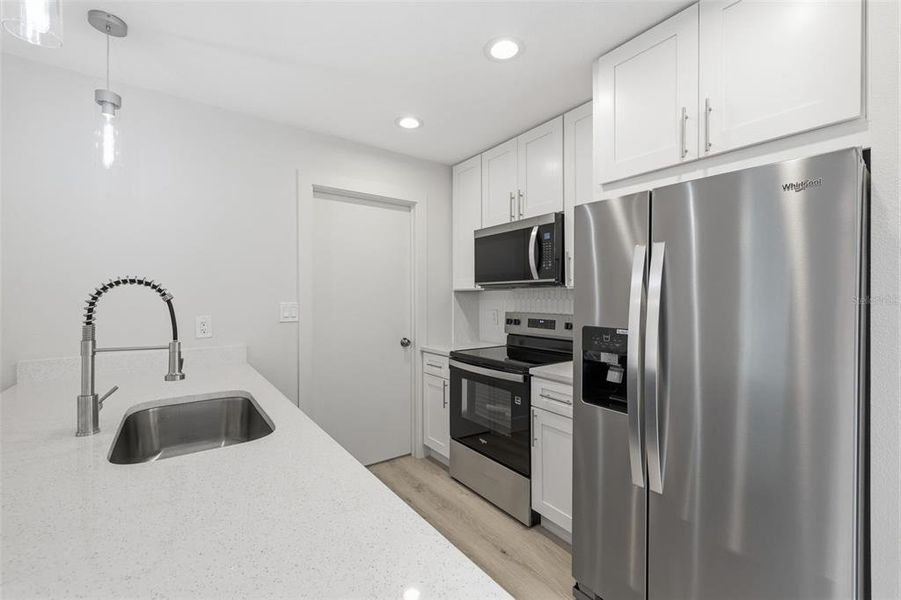 Furnished interior view inside a new home in , Crystal River (Image 5).