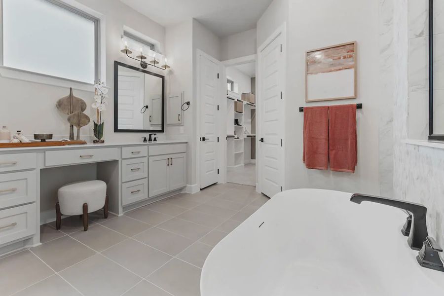 Representative furnished interior of a home built from the Catania by Chesmar Homes in Lakeway Estates, Waxahachie (Image 12). Representative furnished interior of a home built from the Catania by Chesmar Homes in Lakeway Estates, Waxahachie (Image 12).