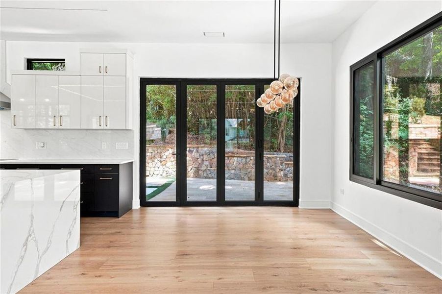Spacious, unfurnished interior of a new home in , Atlanta (Image 48).