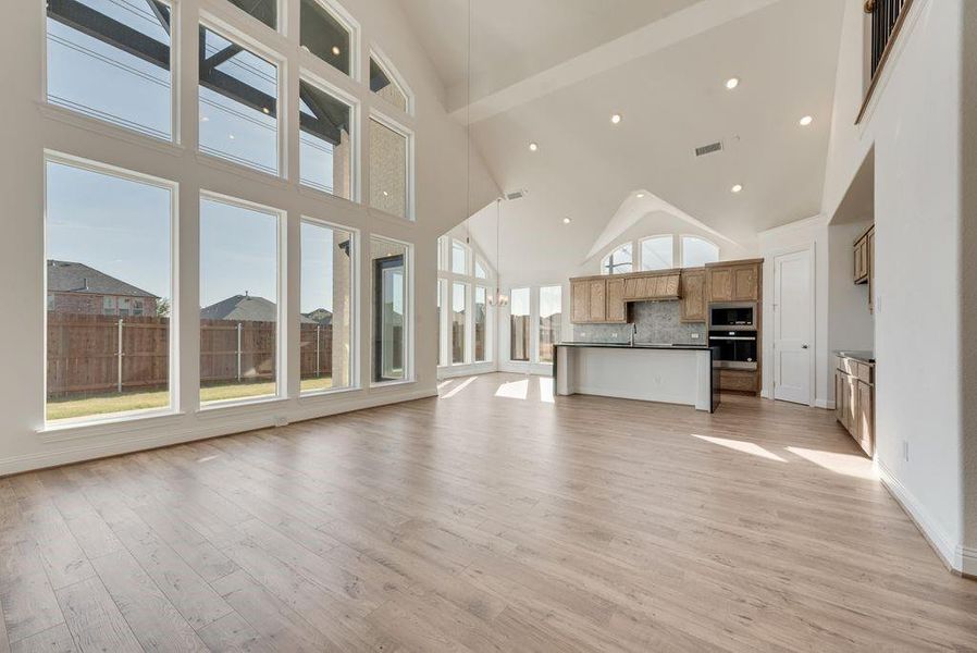 Spacious, unfurnished interior of a new home in Cedar Ridge Estates, Grand Prairie (Image 28). Spacious, unfurnished interior of a new home in Cedar Ridge Estates, Grand Prairie (Image 28).
