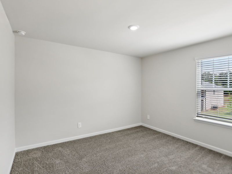 Spacious, unfurnished interior of a new home in Creekside at Oxford Park, Fairburn (Image 21). Spacious, unfurnished interior of a new home in Creekside at Oxford Park, Fairburn (Image 21).