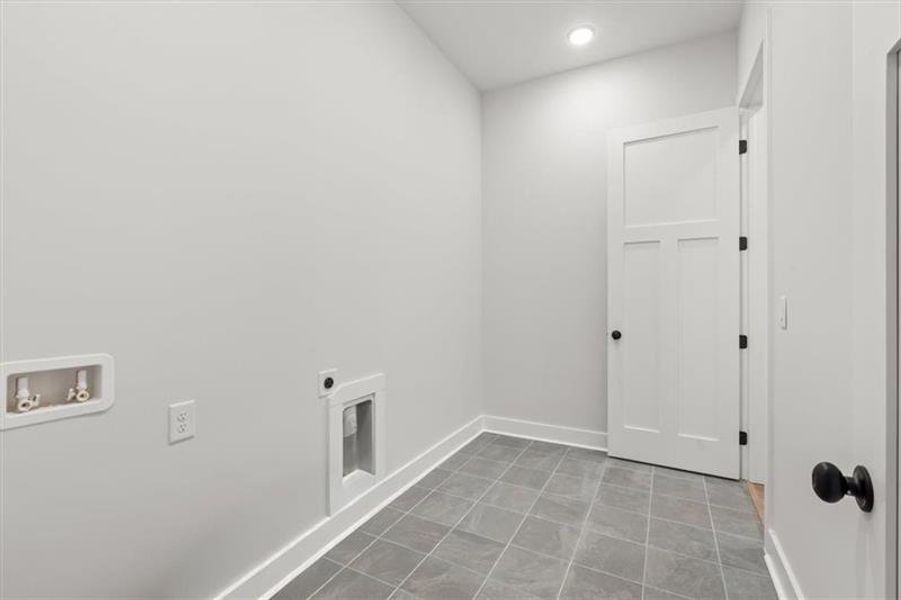 Spacious, unfurnished interior of a new home in , Rome (Image 41).