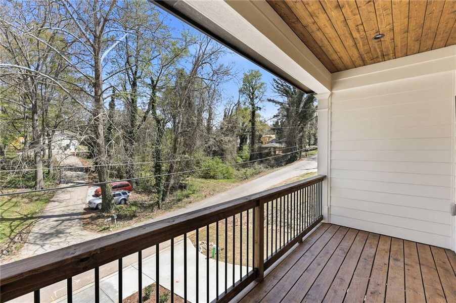 Exterior details and patio area of a home in , Gainesville (Image 23).