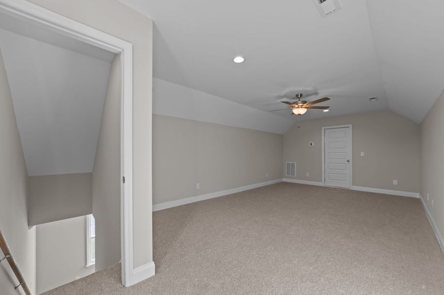 Spacious, unfurnished interior of a new home in Arbor Hills South, Greenville (Image 36).