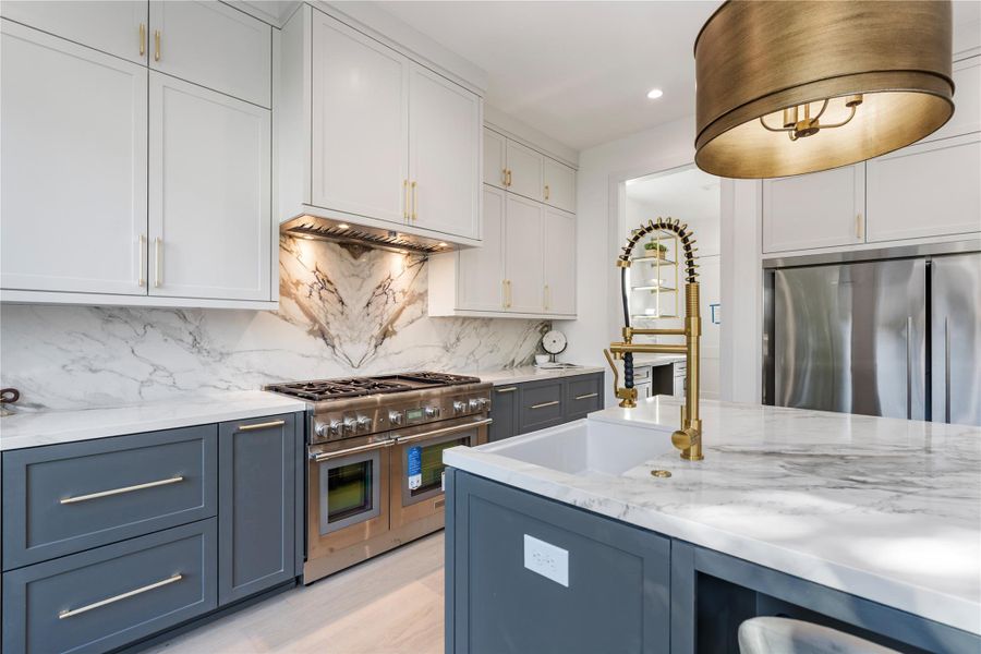 Furnished interior view inside a new home in , Houston (Image 41). Furnished interior view inside a new home in , Houston (Image 41).