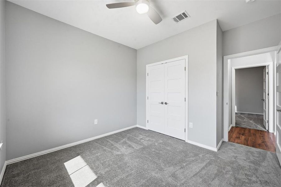 Spacious, unfurnished interior of a new home in , Farmers Branch (Image 28).