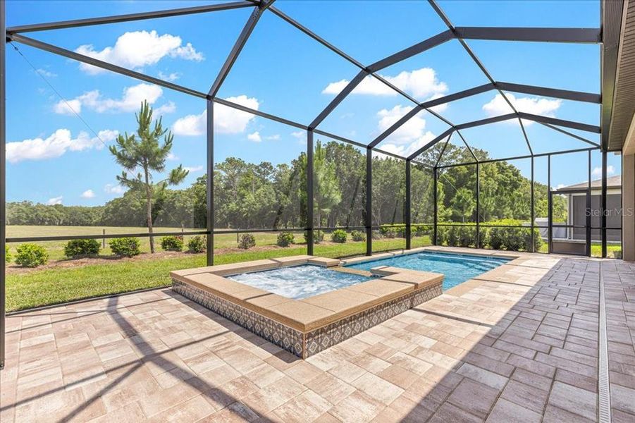 Exterior details and patio area of a home in , Ocala (Image 3).