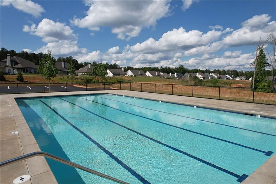Community amenities in , Greensboro (Image 10).