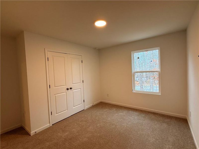 Spacious, unfurnished interior of a new home in Leydenview, Mableton (Image 49).