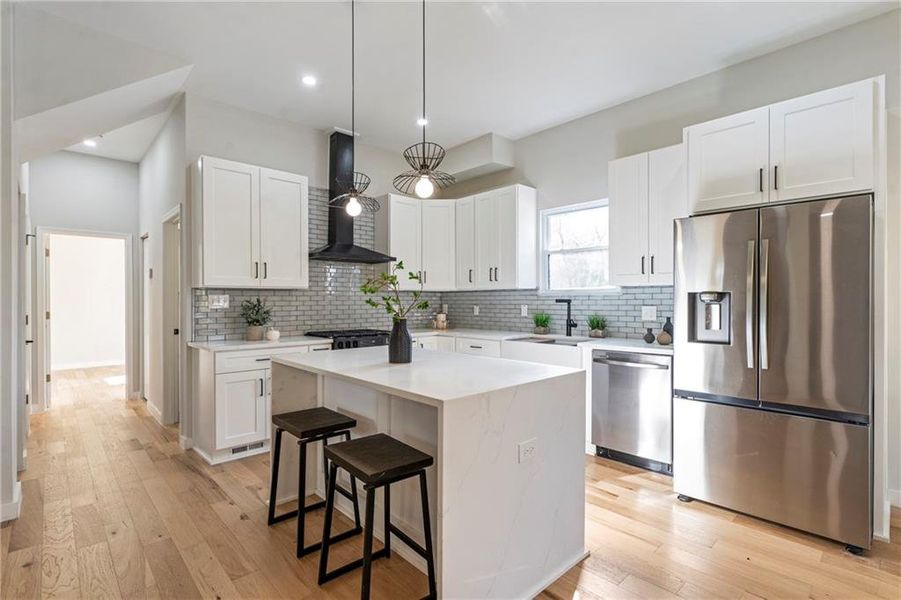 Furnished interior view inside a new home in , Atlanta (Image 38).