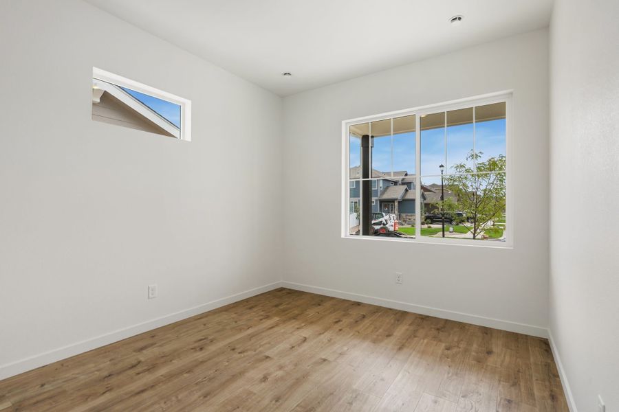 Spacious, unfurnished interior of a new home in Union Colony West, Greeley (Image 16).