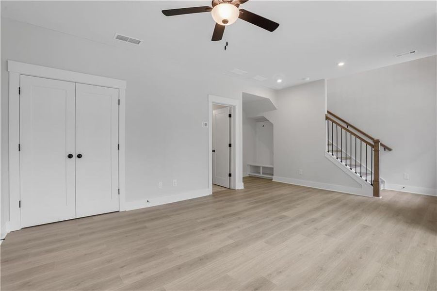 Spacious, unfurnished interior of a new home in The Groves at Myrtle, Roswell (Image 19). Spacious, unfurnished interior of a new home in The Groves at Myrtle, Roswell (Image 19).